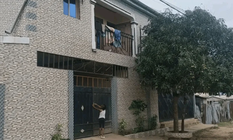 Immeuble lucratif à Ngoyo péage – photo 2